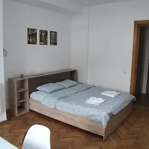 Apartment Domum George Enescu, Bucharest
