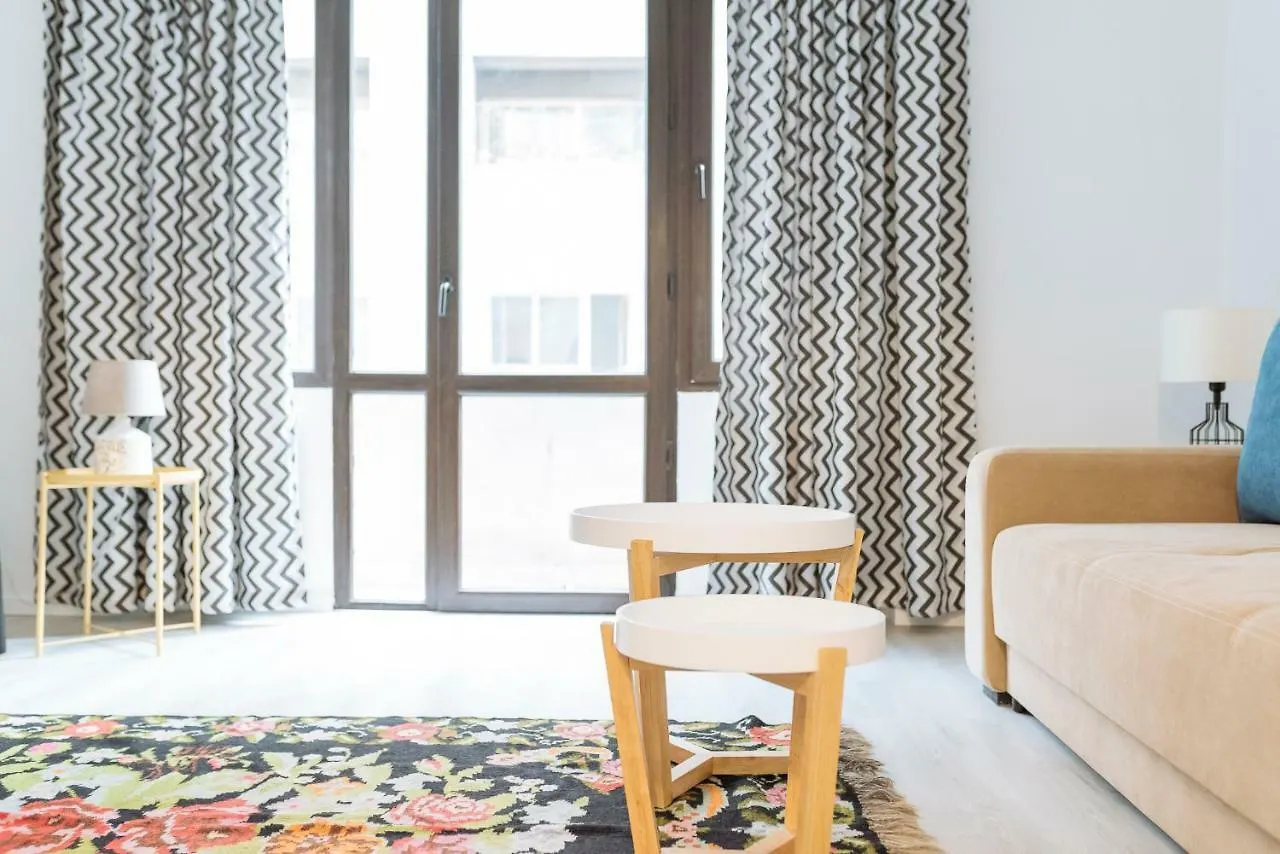 City Center - Quinet Large Apartment Βουκουρέστι