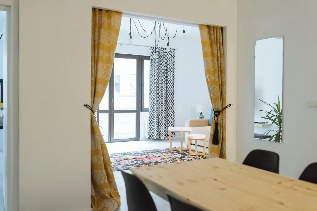 City Center - Quinet Large Apartment Βουκουρέστι 0*,  Ρουμανία