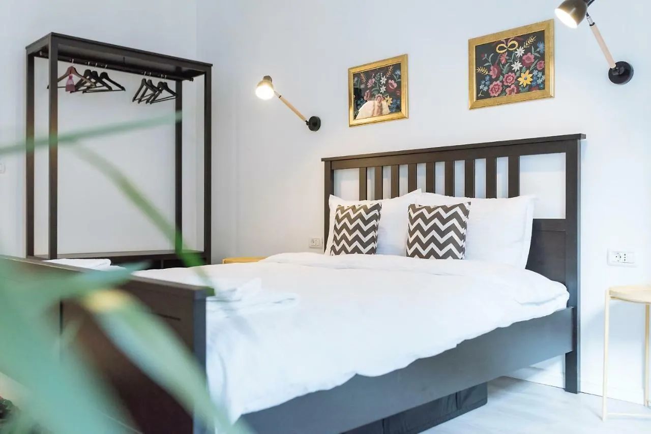 City Center - Quinet Large Apartment Βουκουρέστι