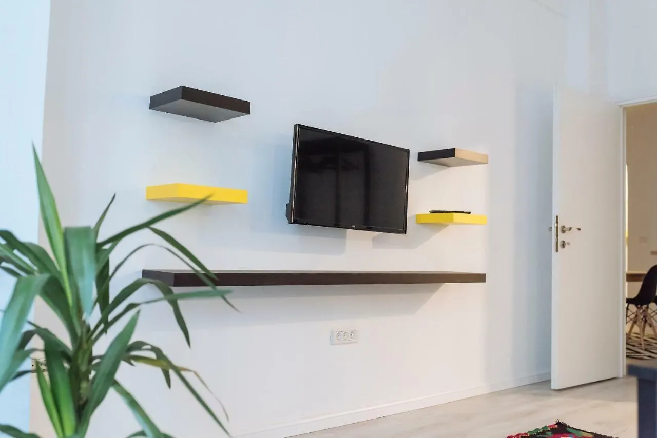 Επικοινωνία με το City Center - Quinet Large Apartment